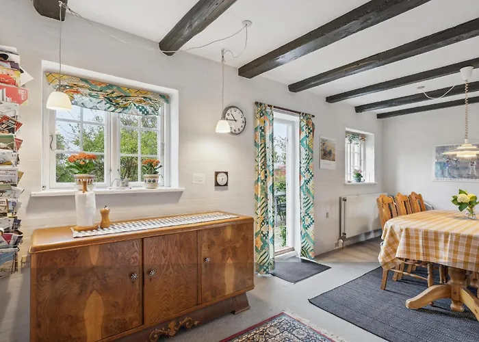 Lägenhet Stunning In With Wifi